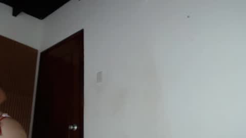 Snapshot of lilithphillis1 chatting on 12.18.25 lilithphillis1 online show from 12.18.25