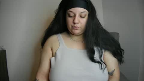 Snapshot of lilithsincity chatting on 03.12.25 Lilithsincty online show from 03.12.25