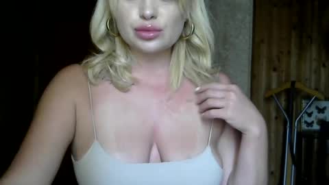 Snapshot of liliya133244 chatting on 06.30.26 liliya133244 online show from 06.30.26
