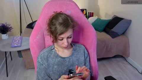 Snapshot of lill_mary chatting on 02.20.25 Maria online show from 02.20.25