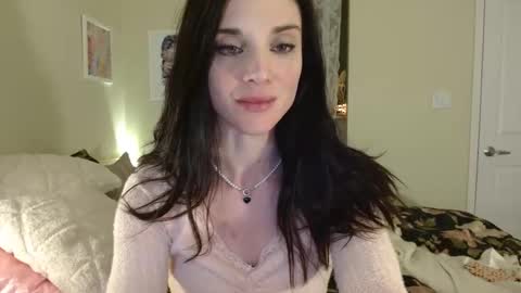 Lillian Rose online show from 01.06.25