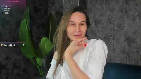 lillian_white1 online show from 03.28.26