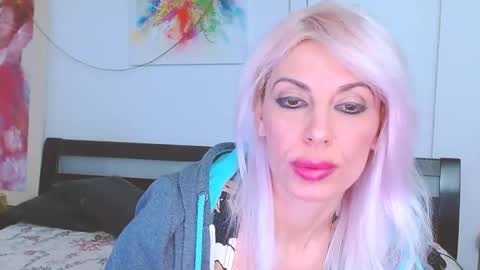 Lara online show from 02.17.25