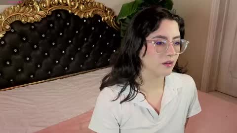 lillianderson -  Next stream start at 0700hs GTM-3 online show from 04.20.26