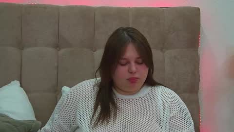 Snapshot of lillianhaig chatting on 02.01.25 LillianHaig online show from 02.01.25