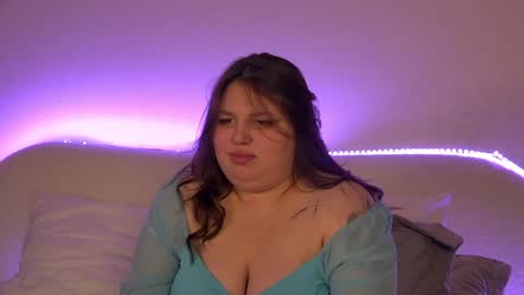 Snapshot of lillianhaig chatting on 02.06.25 LillianHaig online show from 02.06.25