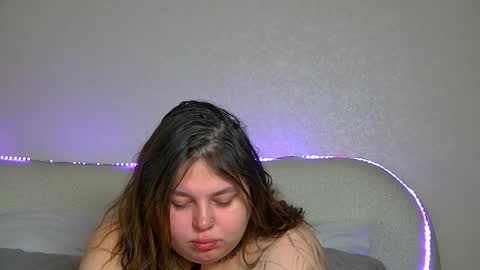 Snapshot of lillianhaig chatting on 09.29.25 LillianHaig online show from 09.29.25