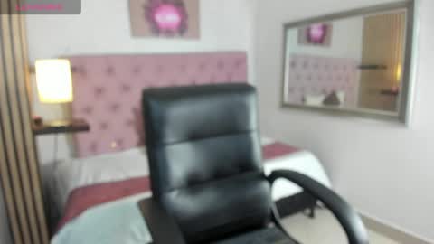 Snapshot of lillie__harper chatting on 05.11.26 lillie__harper online show from 05.11.26