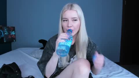lillie_berry online show from 06.07.26
