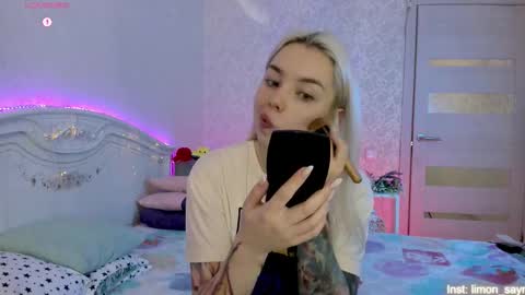 LilliMoore online show from 10.16.25