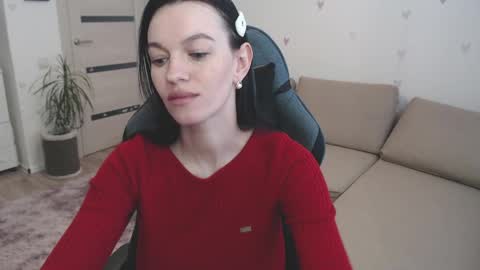 lilliyves online show from 04.09.26