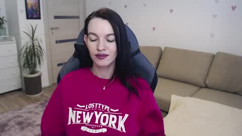 lilliyves online show from 05.31.26