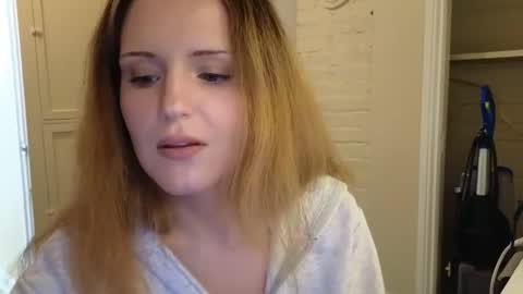 lilly_adams88 online show from 04.06.26