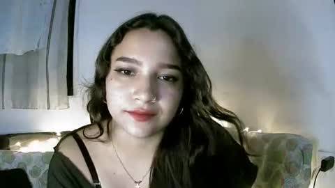 Snapshot of lilly_ocean22 chatting on 11.05.25 Sey - Lilly online show from 11.05.25