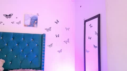 Lilly Peach online show from 04.23.26