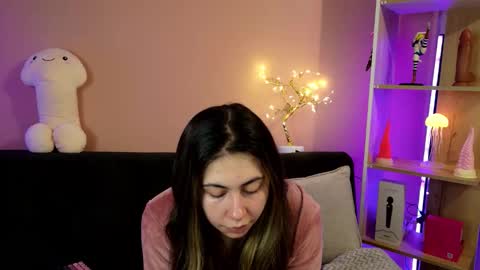 Snapshot of lilly_sweet02 chatting on 04.21.26 lilly_sweet02 online show from 04.21.26