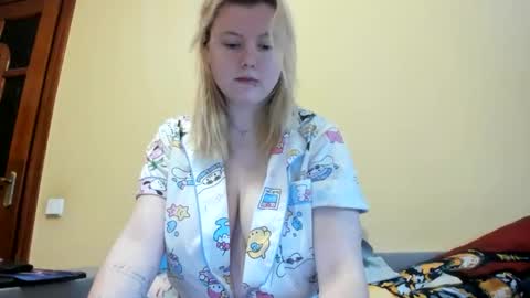 Lilly Depp online show from 11.23.25