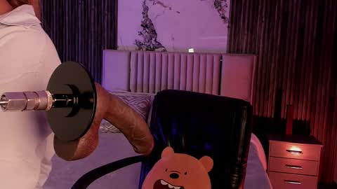 Lilly Ortiz online show from 03.28.26