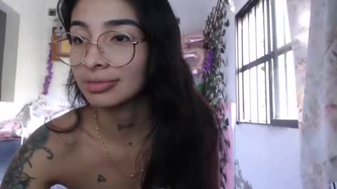 lil palacio online show from 12.13.24