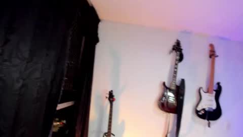 Snapshot of lilpervert_girl chatting on 02.23.25 Carolina online show from 02.23.25