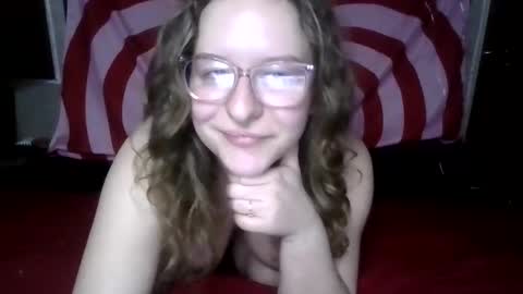 Snapshot of lilpies chatting on 02.17.25 LilPies online show from 02.17.25