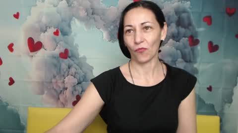 lilugrants online show from 01.19.25