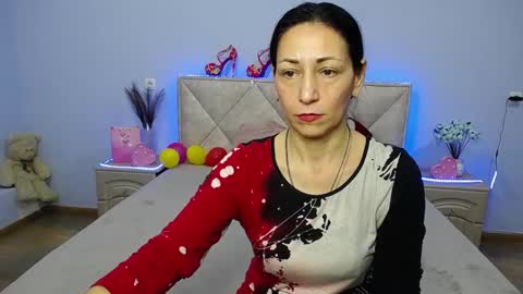 lilugrants online show from 01.22.25