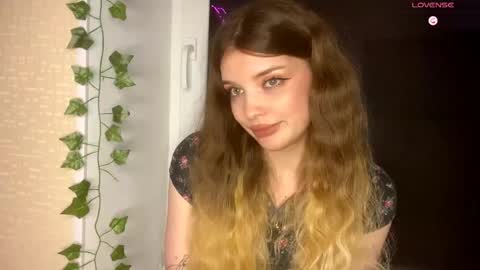 Lily online show from 04.25.26