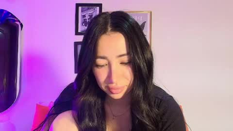 Snapshot of lily_evans_ chatting on 05.21.26 just lily online show from 05.21.26