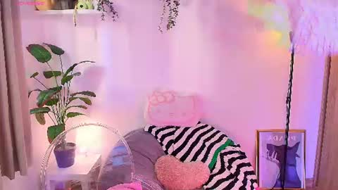 Snapshot of lily_evans_ chatting on 07.26.26 just lily online show from 07.26.26