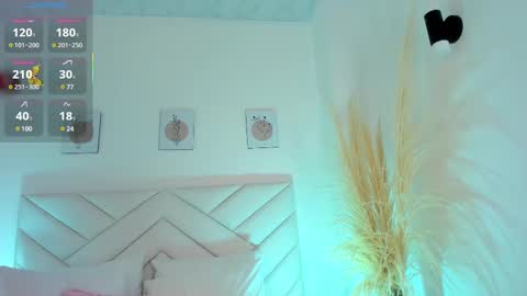   online show from 03.04.25