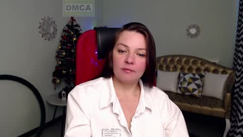 Snapshot of lily_flower7_ chatting on 12.27.24 Lily online show from 12.27.24
