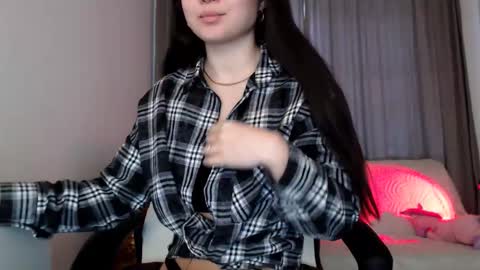 Lily Litle online show from 10.30.25