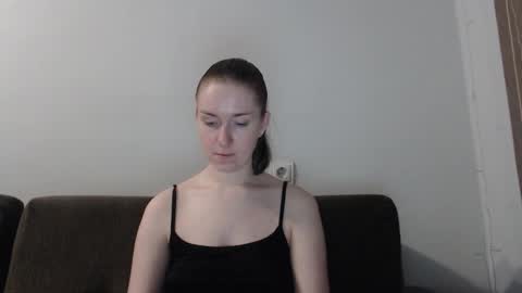 lily_love_x online show from 10.21.25