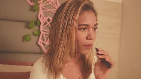 Lily Miiller online show from 12.18.25