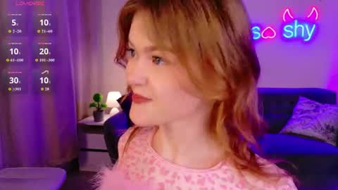 Snapshot of lily_mio chatting on 06.12.26 Im Lily online show from 06.12.26