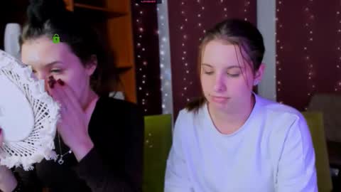 Lily online show from 11.05.25