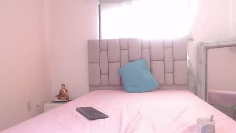 lily_rose0 online show from 06.05.26
