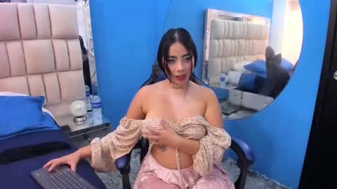 Snapshot of lily_rousse0 chatting on 05.26.26 lily_rousse0 online show from 05.26.26