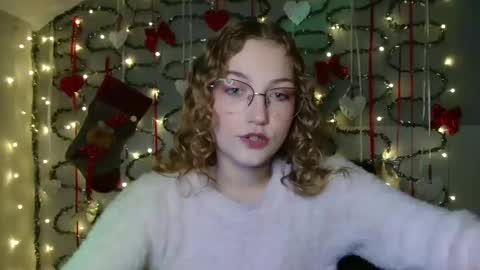small lily online show from 12.18.25