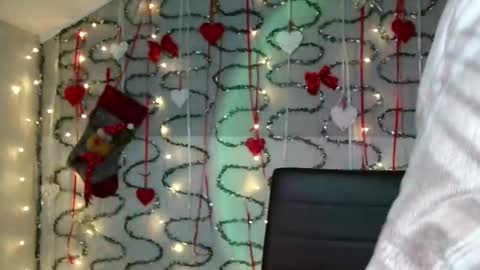 small lily online show from 01.11.26