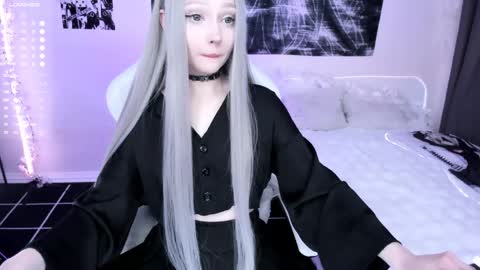 Lily online show from 03.27.26