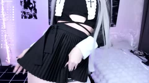 Lily online show from 03.29.26