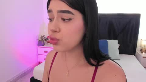 LilyWoodz online show from 04.21.26