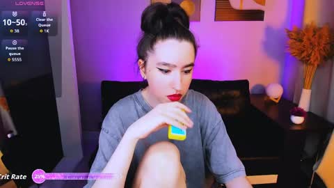 LILY online show from 05.25.26