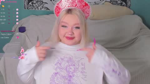 Lily online show from 12.26.24