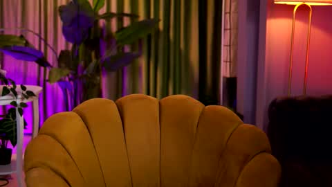 Snapshot of lilybloome chatting on 03.02.26 Lily online show from 03.02.26