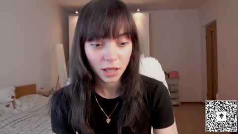 Snapshot of lilyewing_ chatting on 12.03.24 Lily   online show from 12.03.24