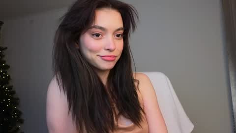 Snapshot of lilyewing_ chatting on 01.16.25 Lily   online show from 01.16.25