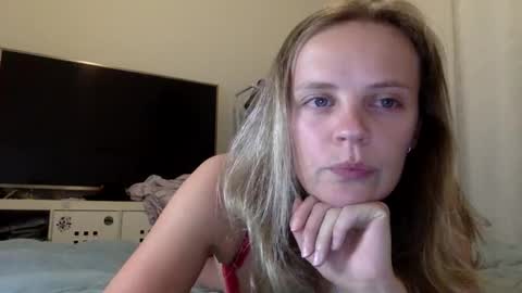 Snapshot of lilyforyourwilly chatting on 02.20.25 Lily online show from 02.20.25